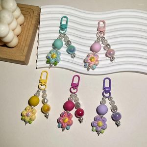 Keychains Perles de fleurs colorées acryliques Chèfle pour femmes Tendy Couple Key Chain Girl's DIY Téléphone Mobile Phone Pendant Pendants Decorations Bijoux