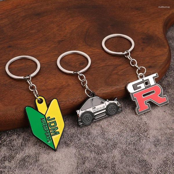 Keychains AE86 KeyClasp Head Text D Creative Trend Coste Car Model Key Ring Fujiwara Tofu Shop Inicial de carreras Rendimiento