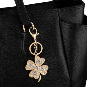 Porte-clés Grand Porte-clés Accessoires Trèfle Sac Charme Pour Femmes Micro Pavé Cristal DIY Roi Anneaux Titulaire En Gros Bijoux Cadeaux Kcha03