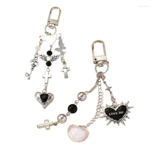 Porte-clés pendentif de téléphone papillon, glands d'aile d'halloween Y2k fille coeur corde niche porte-clés fait à la main douce perle lanière