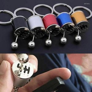 Porte-clés de boîte de vitesses de voiture, porte-clés pour hommes et femmes, créatif, changement manuel, bouton de boîte de vitesses, cadeau intérieur en métal