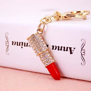 Keychains Creative 5 Color Lipstick Keychain Ladies Bag Accessories Metal Pendant Craft CadeaKeyChains