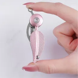 Porte-clés couteau pliant à plumes créatif, Gadget mignon de poche pour fille, auto-défense, fruits en plein air, mini outils de cuisine