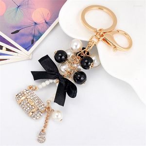 Keychains Creative Pearl Handtas Keychain Fashion Key Ring Cute Keyrings Pom Gifts For Women Girls Bag Charm Chain Pendant