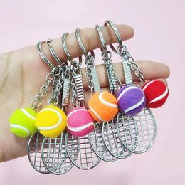 Keychains Créativité imiter les balles de tennis Balles Keychain Competition pendente Souvenirs Collections Car Key Holder Accessoires Gift For Friends