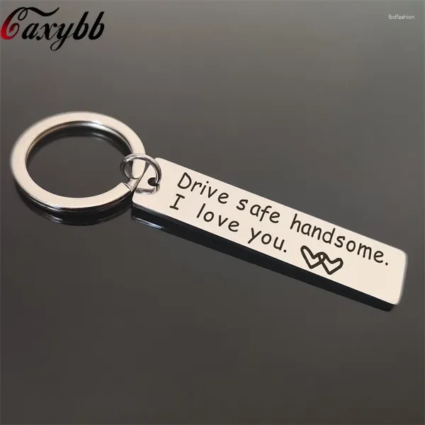 Keychains Custom Fashion Keyring Cadeaux Gravés Drive Sécurité Hémands Je t'aime Keychain Couples Boyfriend Girld