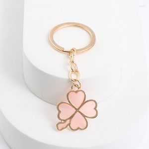 Keychains schattige klaver email sleutelhanger goud kleur diaphanous lucky planten voor het maken van doe -het -zelf sieraden accessoires ambachten bevindingen handgemaakt