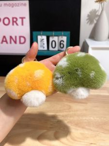 Keychains schattige pluizige echte Rex Fur Mushroom Bag Charm Keychain voor vrouwen