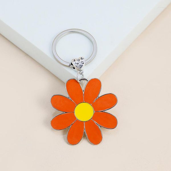 Keychains Link Little Daisy Flower Keychain Fashion Corea Mujeres Corea Girl Alphabet Bag Letter Baleting Estuche de auriculares