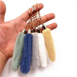 Keychains schattige lange pom sleutelhanger voor vrouwen faux key chains tas charmes hanger tassel pluizige autoringen accessoires geschenken