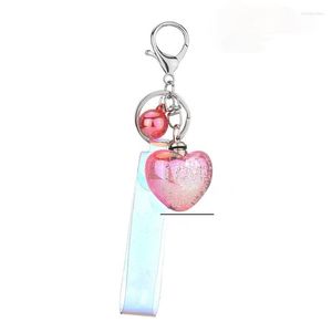 Porte-clés mignon amour coeur rougeoyant porte-clés voiture porte-clés pour amis cadeaux acrylique luxe sac breloque sac à main accessoires porte-clés