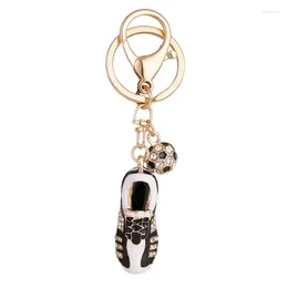 Keychains Leuke Rhinestone Crystal Sports Gifts Keychain Soccer Shoes Football Key Chain Ringhouder Pendant Keyring