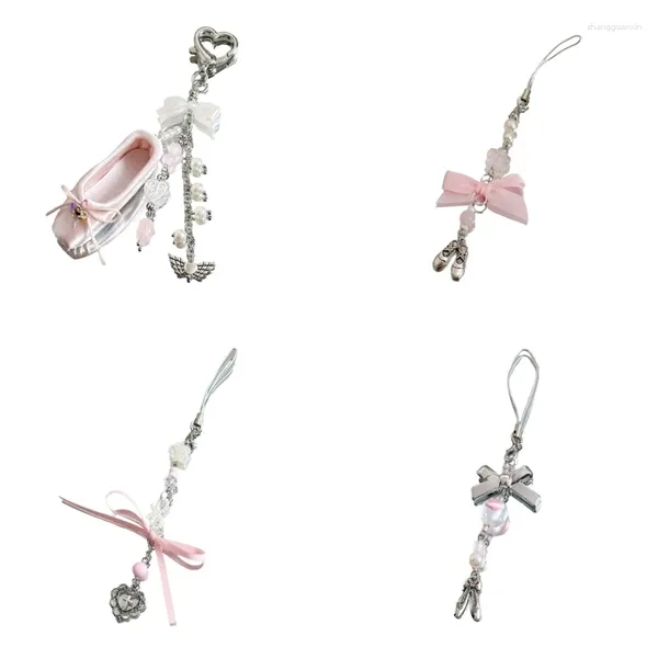 Porte-clés de chaussures de danse, ruban de charme de téléphone, pendentif élégant avec nœud papillon, cadeau romantique pour femmes et filles adolescentes, livraison directe