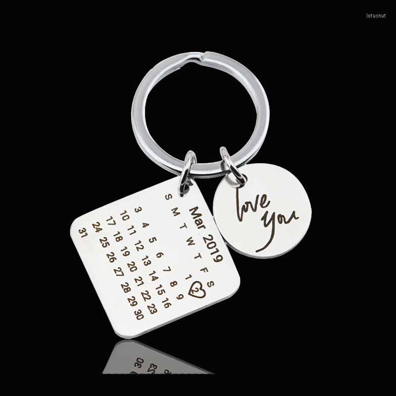 Keychains DIY Keychain Personalized Calendar Hand Carved Keyring Gift For Boyfriend Girlfriend Private Custom