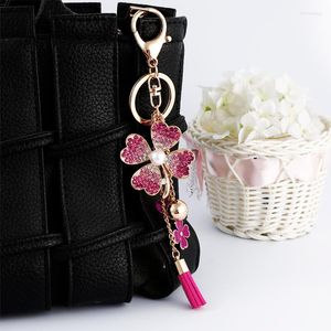 Keychains EasyA 2022 Liebre de cuero en forma de flores Luxury hermosos regalos de boda para huéspedes artículos al por mayor comerciales