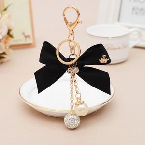 Keychains Elegant Ribbon Bow-Knot Crystal Ball Crown Keychain For Women Girl Cute Pompom Fur Key Chain Bag Charms Keyring Party Gift Enek22