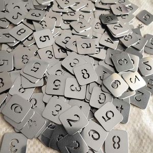 Keychains gegraveerde nummers 1-100 Letter Auto Key Chains Dog ID Tag roestvrij staal Custom Made Friend Gift for Lost Recovery CardkeyChains EM EM