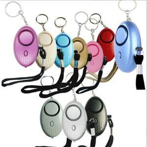 Porte-clés Accessoires de mode 2021 130DB Sound Loud Egg Porte-clés Forme Autodéfense Alarme personnelle Fille Femmes Sécurité Protéger Alerte Sécurité