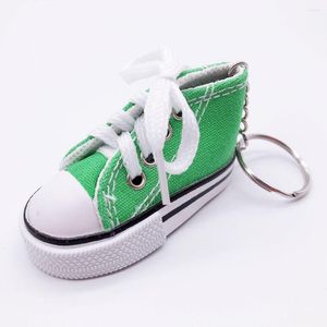 Llaveros moda lindos zapatos pequeños llavero creativo pareja joyería mujer bolso llavero baratija colgante hombre coche llavero chica fiesta regalo