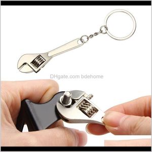 Porte-clés mode livraison directe 2021 clé de voiture porte-clés porte-clés Simulation porte-clés outils clé en acier inoxydable porte-clés beau cadeau