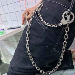 Porte-clés Mode Punk Hip-Hop Tendance Menottes Ceintures Chaîne De Taille Pantalon Homme Hommes Femmes Jeans Argent Métal Vêtements Accessoires YS12Keychains