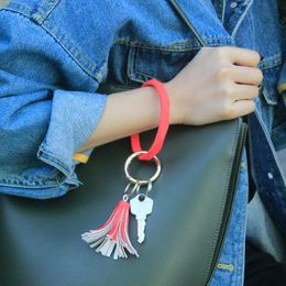 Schlüsselanhänger Mode Weiches Silikon Armband Schlüsselanhänger Für Frauen Mädchen Schlüsselanhänger Quaste Handgelenkband Zubehör Flexible Chian