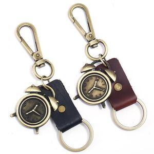 Keychains Fashion Vintage Car Key Chain Alloy Alarm Clock Hangers Lederen tas Accessoire Keyring Keychain Hiphop Retro unisex sieraden cadeau