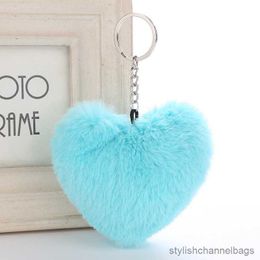 Keychains Fluffy Fur Keychain Soft Solid Color Heart Form Rabbit Fur Ball Handtas Key Ring Gift