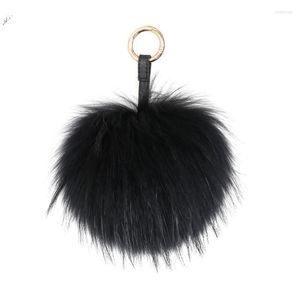 Keychains Fluffy Real Fur Ball Keychain Puff Craft Diy Pompom Black Pom Keyring UK Charm Women Bag Accessoires Gift Smal22