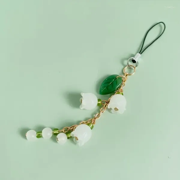 Porte-clés en verre Lily de la vallée, pompon, fleur, porte-anneau, sac à dos, pendentif, accessoires de voiture, bijoux à la mode