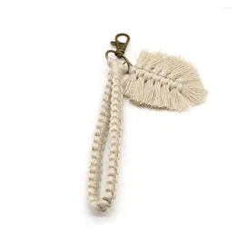 Porte-clés à la main avec frange en coton macramé, bijoux à la mode, bijoux personnalisés, vente en gros, cadeau pour sœur et fille