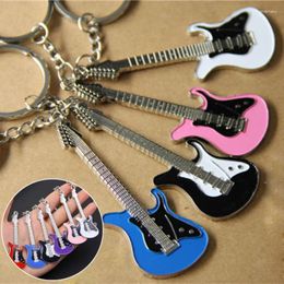 Keychains Harajuku Y2K Guitar Key Chain For Women Girls Sweet Cool Trend Fashion Pendant Ring Vintage Aesthetic Bag Charm Accessoires