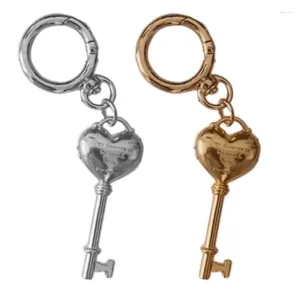 Porte-clés avec pendentif en forme de cœur, accessoire multifonctionnel pour couple, breloque pour sac