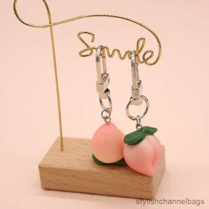 Porte-clés coeur pêche fruits nourriture porte-clés mignon créatif dessin animé minimaliste pour femmes hommes meilleur ami cadeau porte-clés bijoux