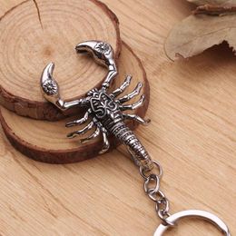 Keychains Hip Hop Black Cool Scorpion Animal Pendant Key Chain roestvrij staal Exquisite Fashion Punk Keychain Men Sieraden Verjaardagsgeschenk