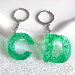 Keychains eerste letter Acrylhouder groene kleur hars transparante alfabet sleutelhangers voor zak diy handgemaakte sieraden groothandel