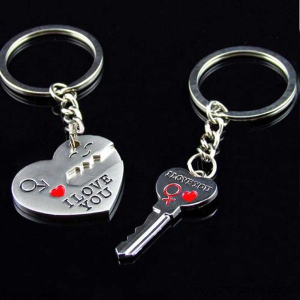 Porte-clés King Arrow Love You Coeur Couple Porte-clés Anneau Mignon Lettre Impression Porte-clés Amant Cadeau Saint Valentin