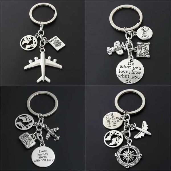 Keychains Lanyards 1 World Map Charm Airplane Keychain, sin importar dónde el Keychain colgante sea Joyería de viaje, Regalo gratis Q240429