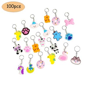 Porte-clés Longes 100 pièces dessin animé Anime porte-clés fête faveur mignon porte-clés en gros PVC coloré pendentifs cadeau porte-clés vacances charmes ensembles 230408