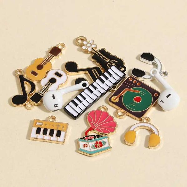 Keychains Lanyards 10pcs mélange drôle de guitare en émail charms instruments de musique instruments de musique en forme de bricolage