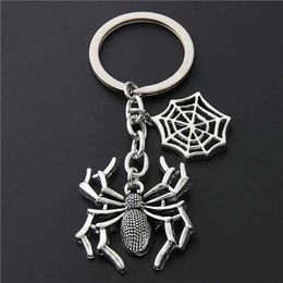 Keychains Lanyards 1pc Halloween Style Hanging Spider Keychain Spiderweb Key Ring Arachnid Chains For Gift E2211 Q240403