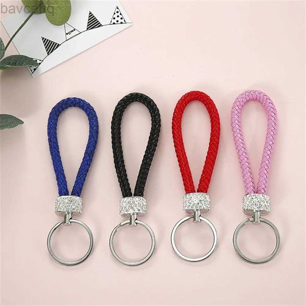 Keychains Lanyards 1PC PU Le cuir en cuir tressé tressé Corde de clé Keychain GLITTER RINESTONS CLÉ POUR MEN FEMMES MULIUSE CAR MODE HOLDER CHARMS D240417