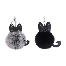 Llaves de llaves 2 pcs pelota de pelaje de piel sintética pelaje esponjoso llavero lindo gato colgante usado para mujeres mochila mochila colgante colgante dcor decoración J240509