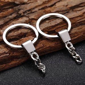 Sleutelchains lanyards 50 st fabrikanten leveren hoogwaardige 2.0x30 mm platte ringlegering koper 3 slijpketen metalen sleutelring diy sleutelhanger accessoires 230506