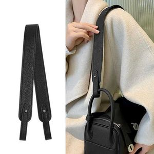 Keychains Lanyards 70 * 3cm Sang de sac en cuir durable remplace le sac à main pour femmes