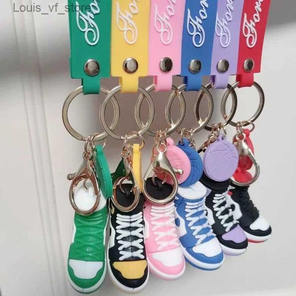 Porte-clés Longes Basketball Porte-clés Mode Chaussure Porte-clés Clé De Voiture Pendentifs Sacs Ornements Couples Cadeaux Poupée Machine Cadeaux En Gros Porte-clés T231213