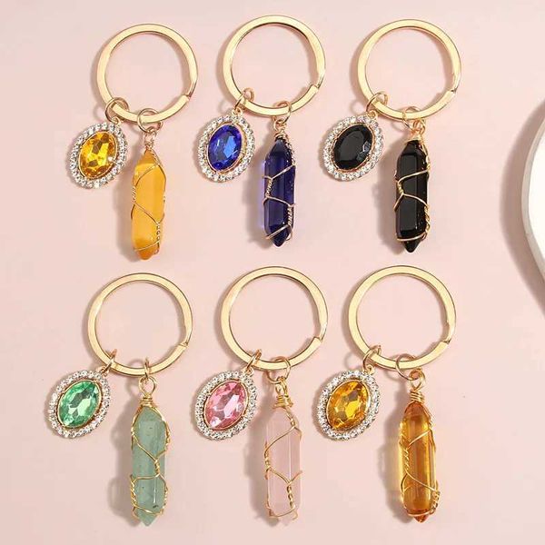 Keychains Lonyards Colorful Natural Stone Keychain Wrap Wrap Key Anneau de clés de perles acryliques Cadeaux souvenirs pour femmes Bijoux faits à la main Q240403