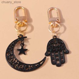 Keychains Lanyards Cool Black Alloy Star Moon Keychain Hamsa Hand Key Ring Pendants for Handsbag Decor DIY Punk Jewelry Accessoires Y240417