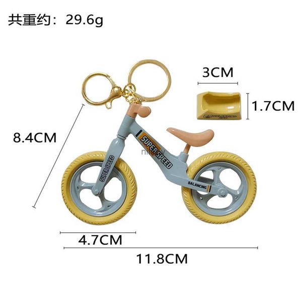 Keychains Lonyards Creative Splicing Bicycle Keychain Funny 3D VTT VTT MODE MODELING FOR MEN COUPLE SAG PENDANT KID ACCESSOIRES CADE