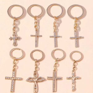 Keychains Lonyards Crystal Cross Kelechain Mens Jesus Faith Religied Faith Gift Hands Pendant Diy Bijoux Accessoires Q240403